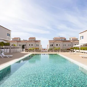 https://duplex-el-jable-with-pool-and-sea-view.in-canary-islands.com